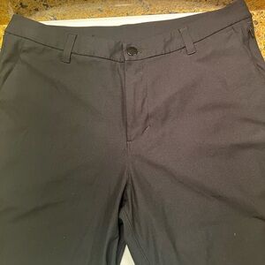 Lululemon Athletica Women's Blue Flat Front Shorts Size 32 10-12 Ladies